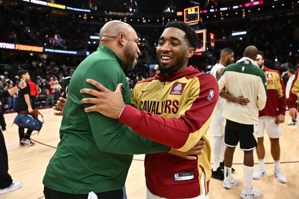 比赛激烈对 比赛激烈对